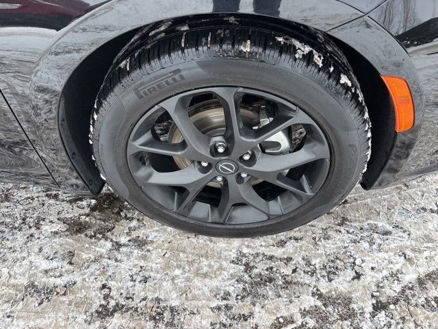 Chrysler Pacifica Limited 2025