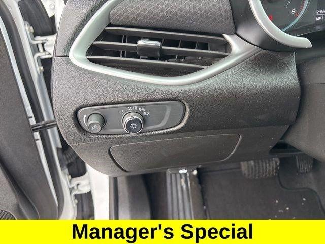 Chevrolet Malibu  2023