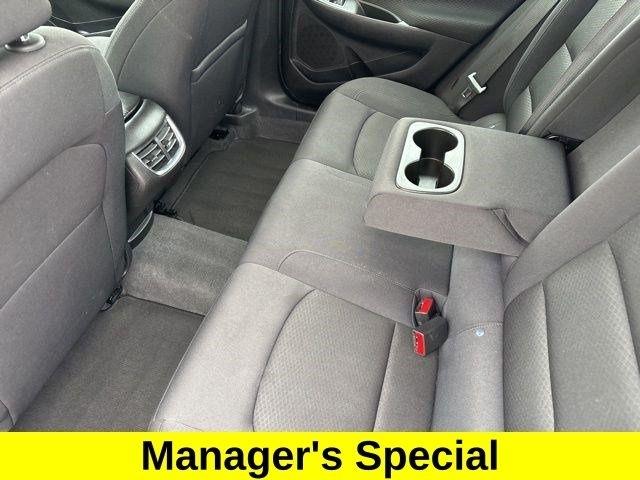 Chevrolet Malibu  2023