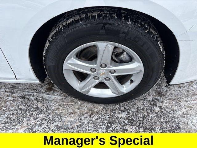 Chevrolet Malibu  2023