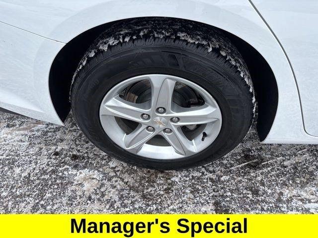 Chevrolet Malibu  2023