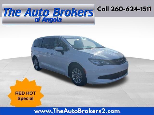 2023 Chrysler Voyager LX