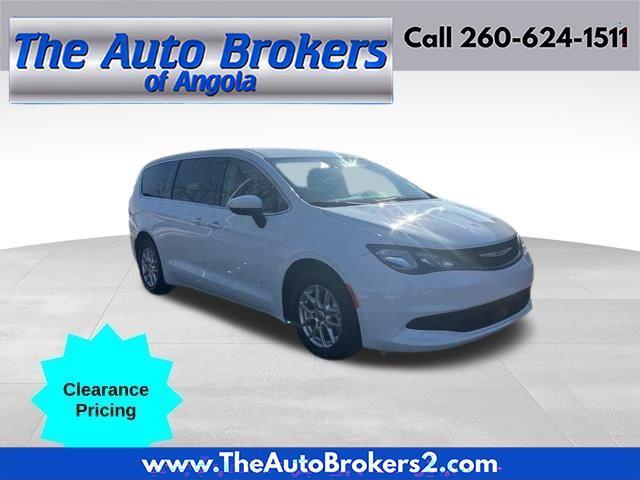 2023 Chrysler Voyager LX