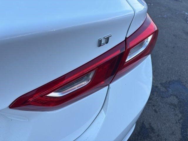 Chevrolet Malibu  2023