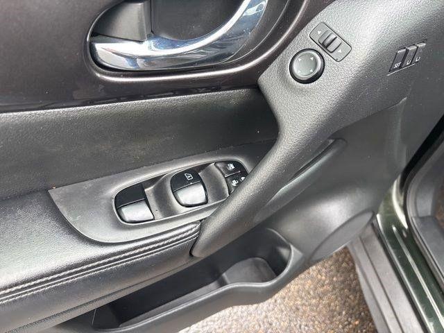 Nissan Rogue SV AWD 2018