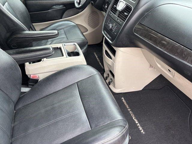 Chrysler Town & Country  2016