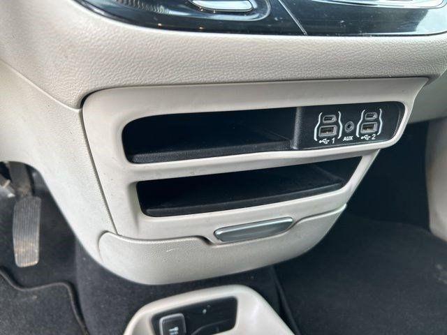 Chrysler Voyager LX 2023