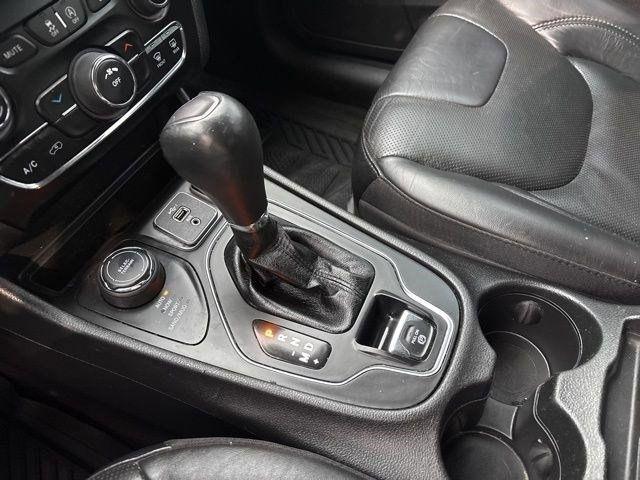 Jeep Cherokee Latitude Lux 4WD 2021