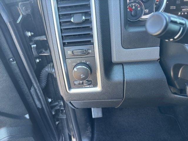 RAM 1500 Big Horn Crew Cab 4WD 2018