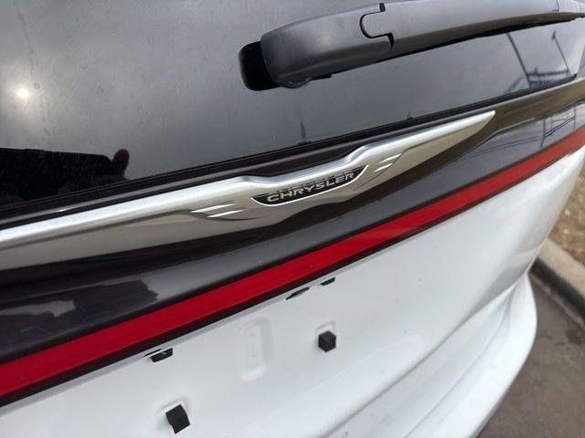 Chrysler Pacifica  2025