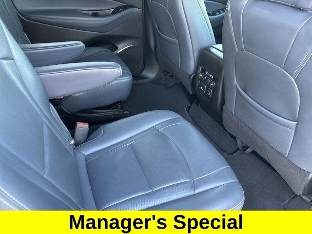 Buick Enclave  2024