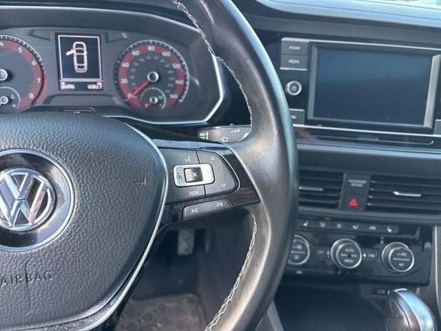 Volkswagen Jetta  2021