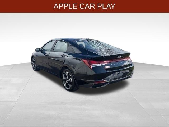 Hyundai Elantra  2023