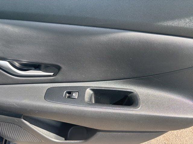 Hyundai Elantra  2023