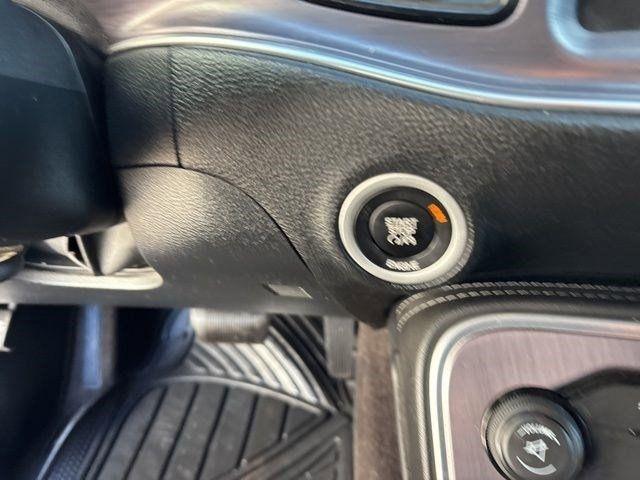 Dodge Challenger  2016