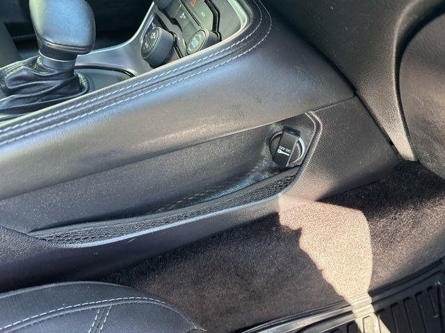 Dodge Challenger  2016