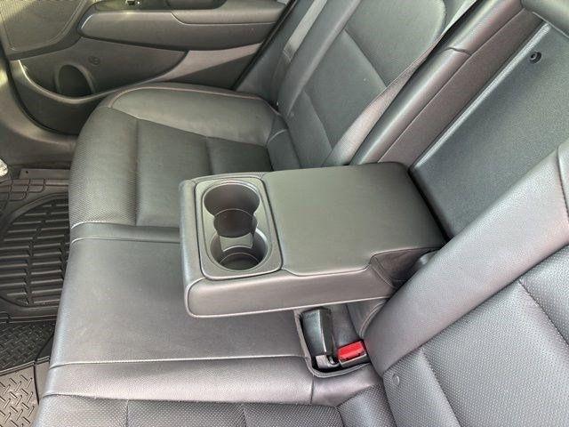 Hyundai Elantra  2018