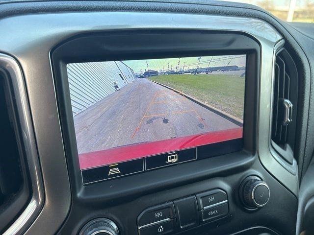 Chevrolet Silverado 1500  2021