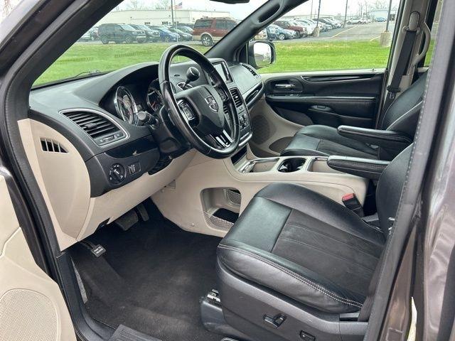 Dodge Grand Caravan  2020