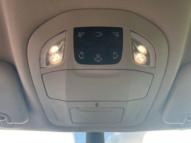 Chrysler Voyager  2023