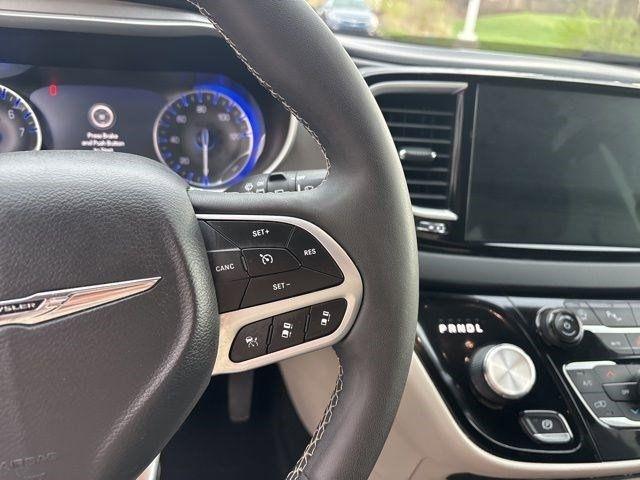 Chrysler Pacifica  2023