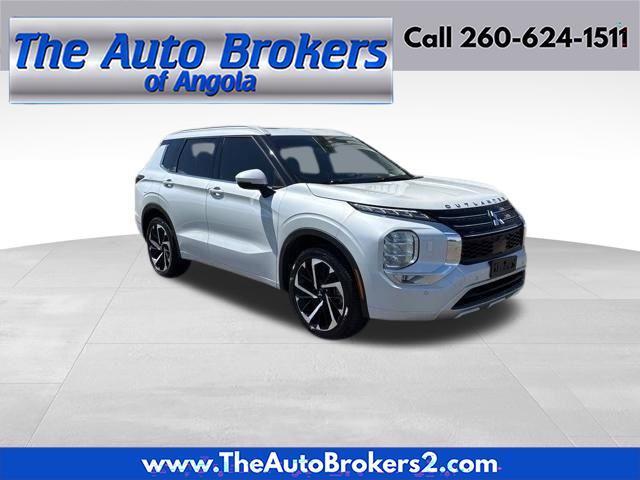 Mitsubishi Outlander  2023