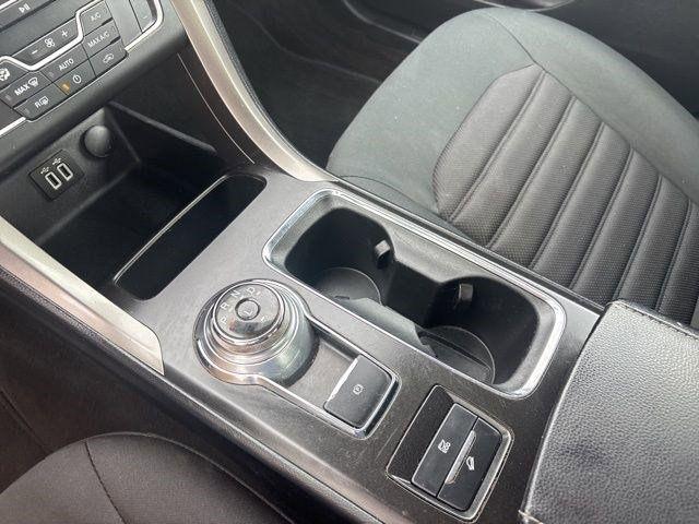 Ford Fusion Hybrid  2019