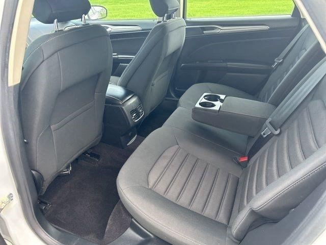 Ford Fusion Hybrid  2019