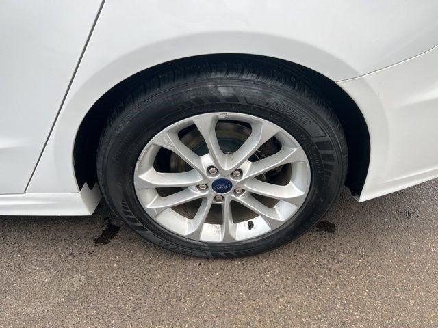 Ford Fusion Hybrid  2019