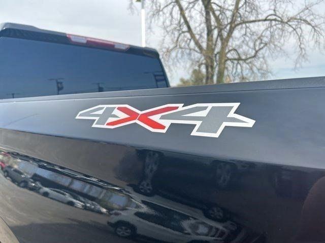 Chevrolet Silverado 1500  2021