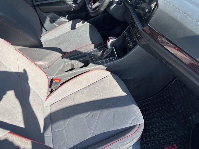 Volkswagen Jetta  2024