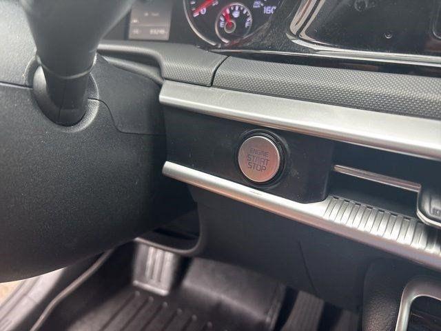 Kia K5  2023