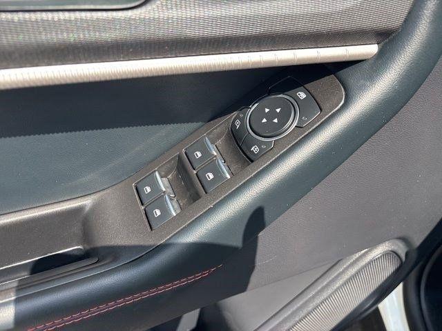 Ford Explorer  2025