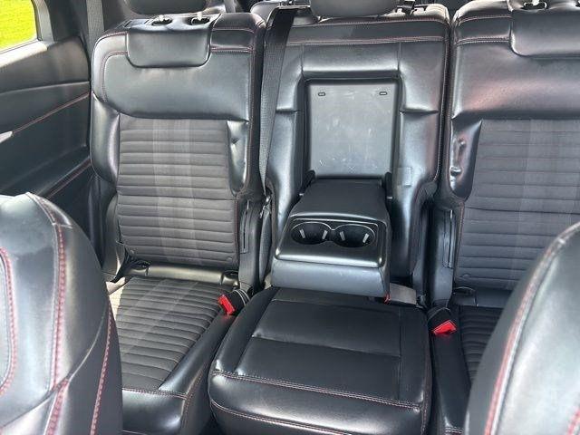 Ford Explorer  2025