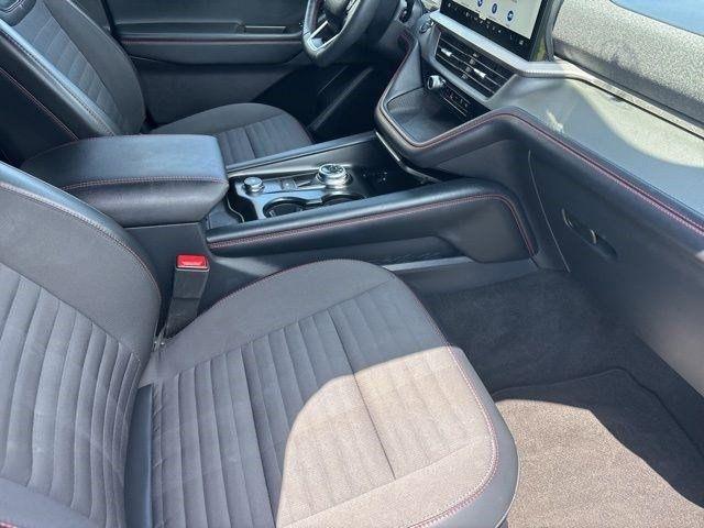 Ford Explorer  2025