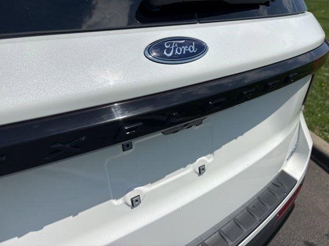 Ford Explorer  2025