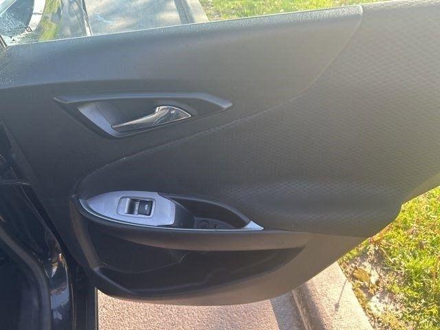 Chevrolet Malibu  2023