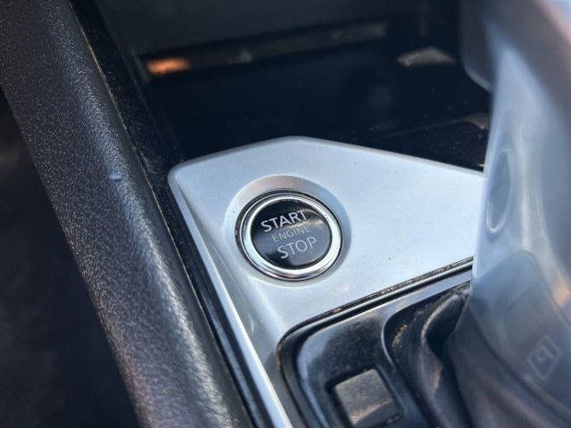 Nissan Altima  2021