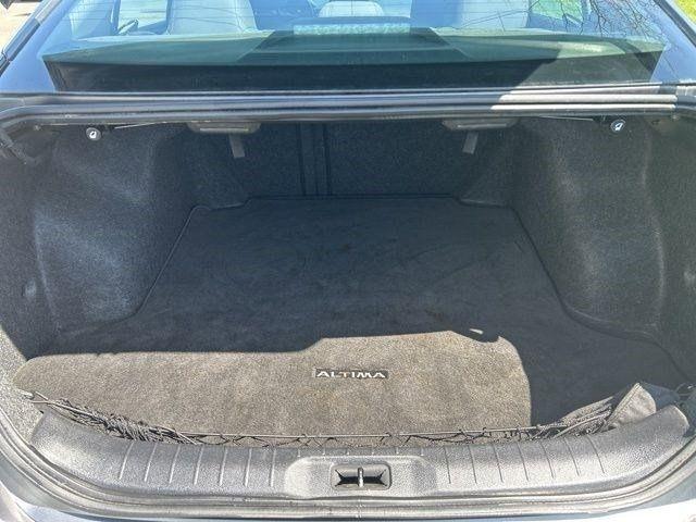 Nissan Altima  2021