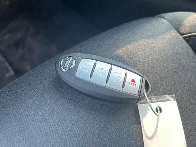 Nissan Altima  2021