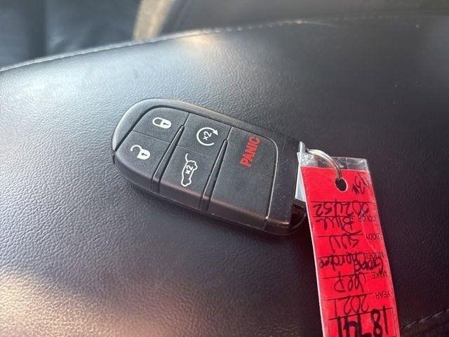 Jeep Grand Cherokee  2021