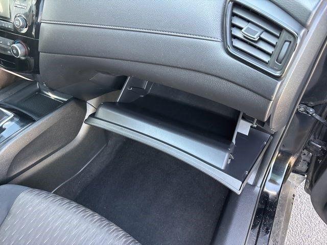 Nissan Rogue  2017