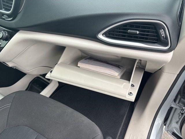 Chrysler Voyager  2023