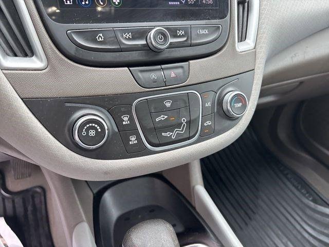 Chevrolet Malibu  2022