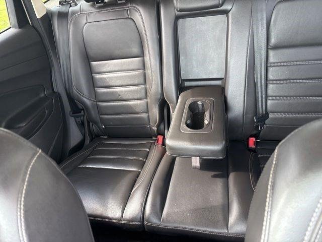 Ford Escape  2017