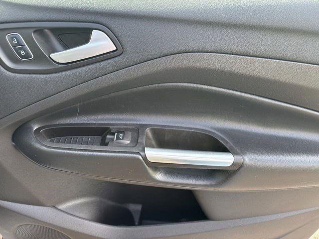 Ford Escape  2017