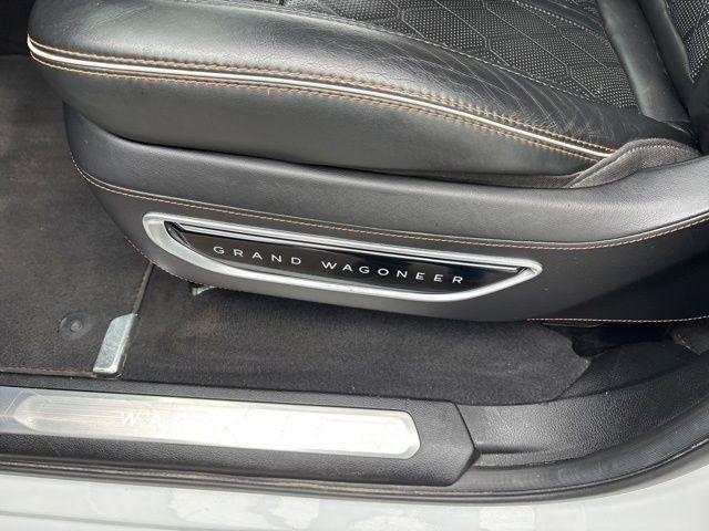 Jeep Grand Wagoneer  2022