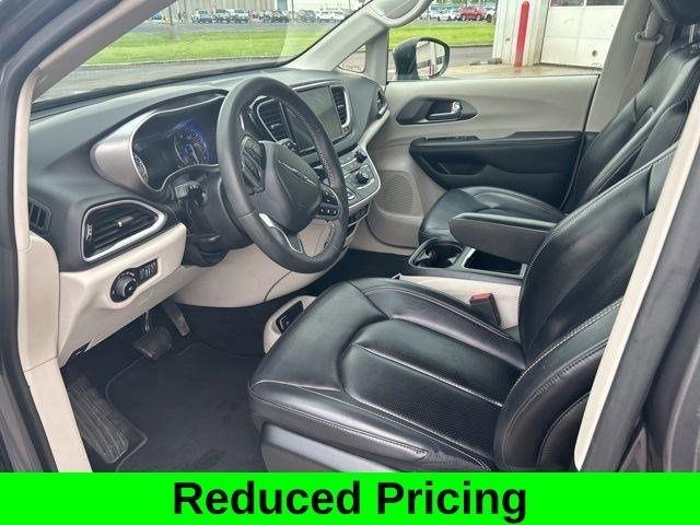 Chrysler Pacifica Touring L 2023