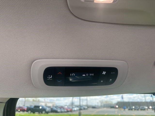 Chrysler Pacifica  2023