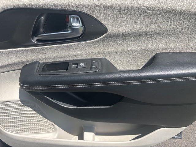 Chrysler Pacifica  2023